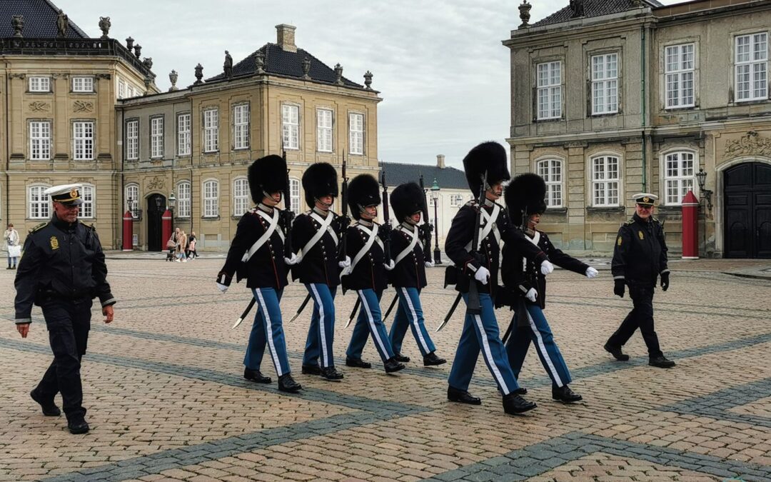 Kopenhagen 2021 | Wachablösung am Schloss Amalienborg